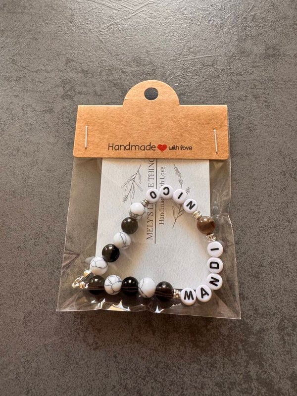 Personalisiertes Perlenarmband