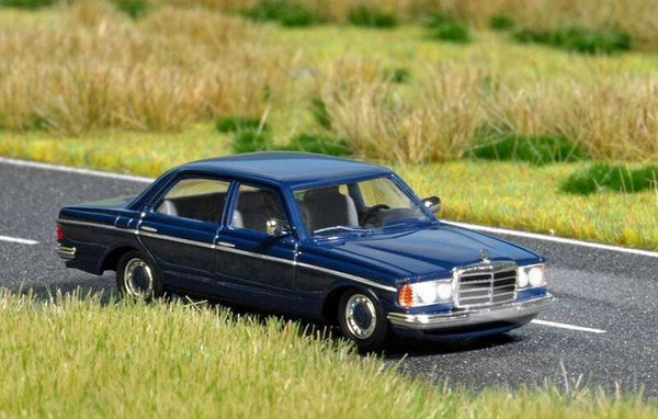 BUSCH 5661 H0 Mercedes-Benz W 123