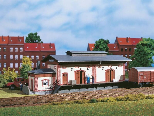 Auhagen H0 11399 Güterschuppen