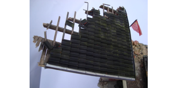 Juweela 23089 - 1:32 1:35 Doppel-Hohlziegel + Firste anthrazit, 560x