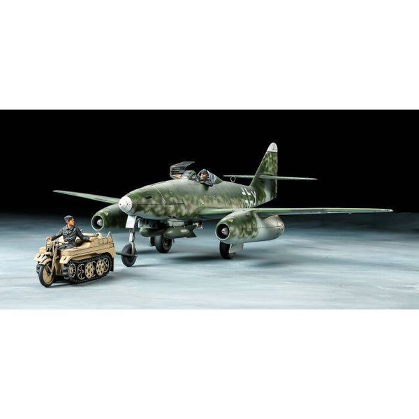 TAMIYA 25215 1/48 Messerschmitt Me262 A-2a w/Kettenkraftrad