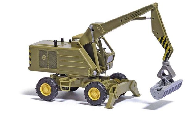 BUSCH 42899 H0 Mobilbagger T174-2 mit Grundräumgreifer