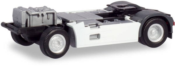 Herpa 085083 - H0 Renault T Fahrgestell mit Chassisverkleidung Inhalt: 2 Stück