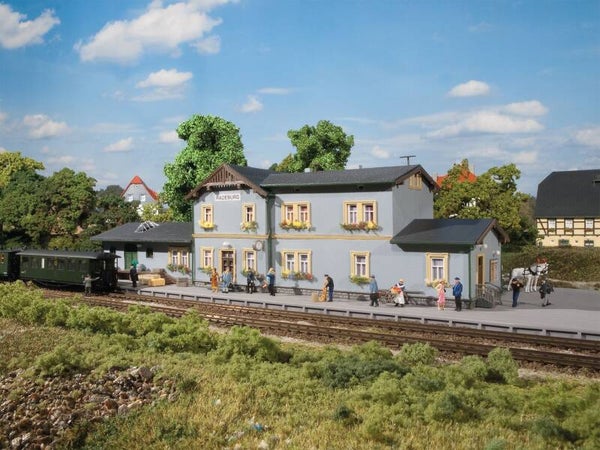 Auhagen H0 11329 Bahnhof Radeburg