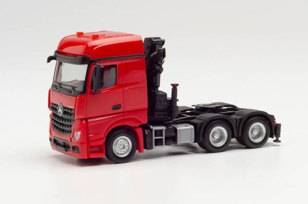 Herpa 313315 - H0 Mercedes-Benz Arocs Zugmaschine mit Ladekran und Heckabstützung, orange