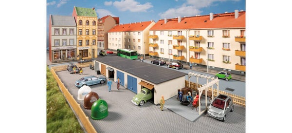 Auhagen H0 11484 Garagen mit Zubehör
