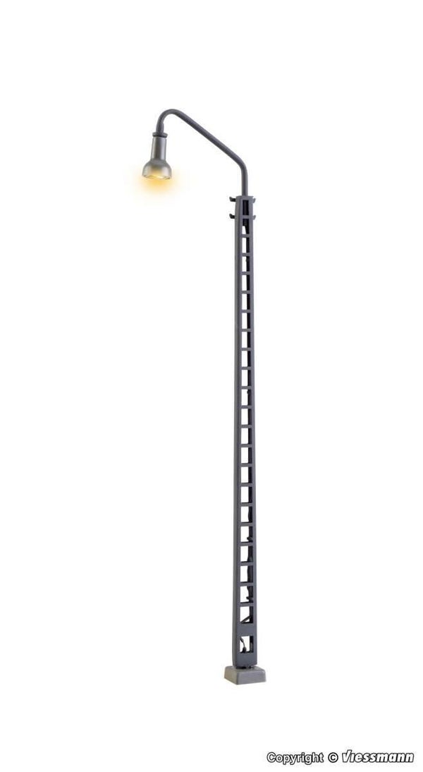 Viessmann 63841 H0 Bahnbetriebswerkleuchte mit Kontaktstecksockel, LED warmweiss