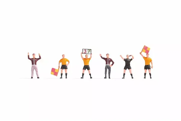 Noch 15989 Schiedsrichter und Trainer