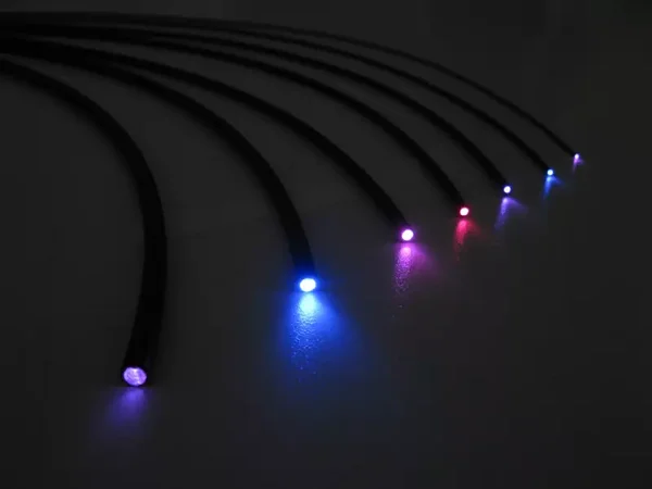 Schönwitz 51044 - 2 Meter 2,0mm LWL Lichtwellenleiter Lichtleiter mit schwarzer PVC Isolierung