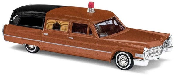 BUSCH 42924 H0 Cadillac'66 Station Wagon, Bestatter