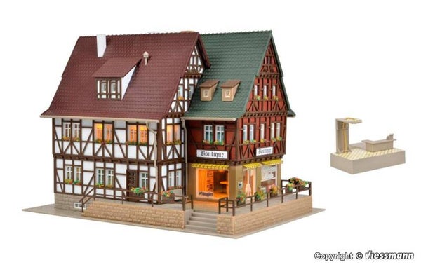 Vollmer 43694 H0 Boutique mit Inneneinrichtung und LED-Beleuchtung, Funktionsbausatz