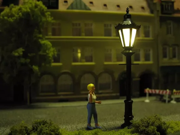 Schönwitz 50152 - Parklaterne Parkleuchte Parklampe Straßenlampe mit LED H0