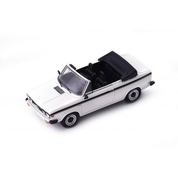 AUTOCULT 60117 NEW Volvo 66 GL Cabrio (SWE), weiss