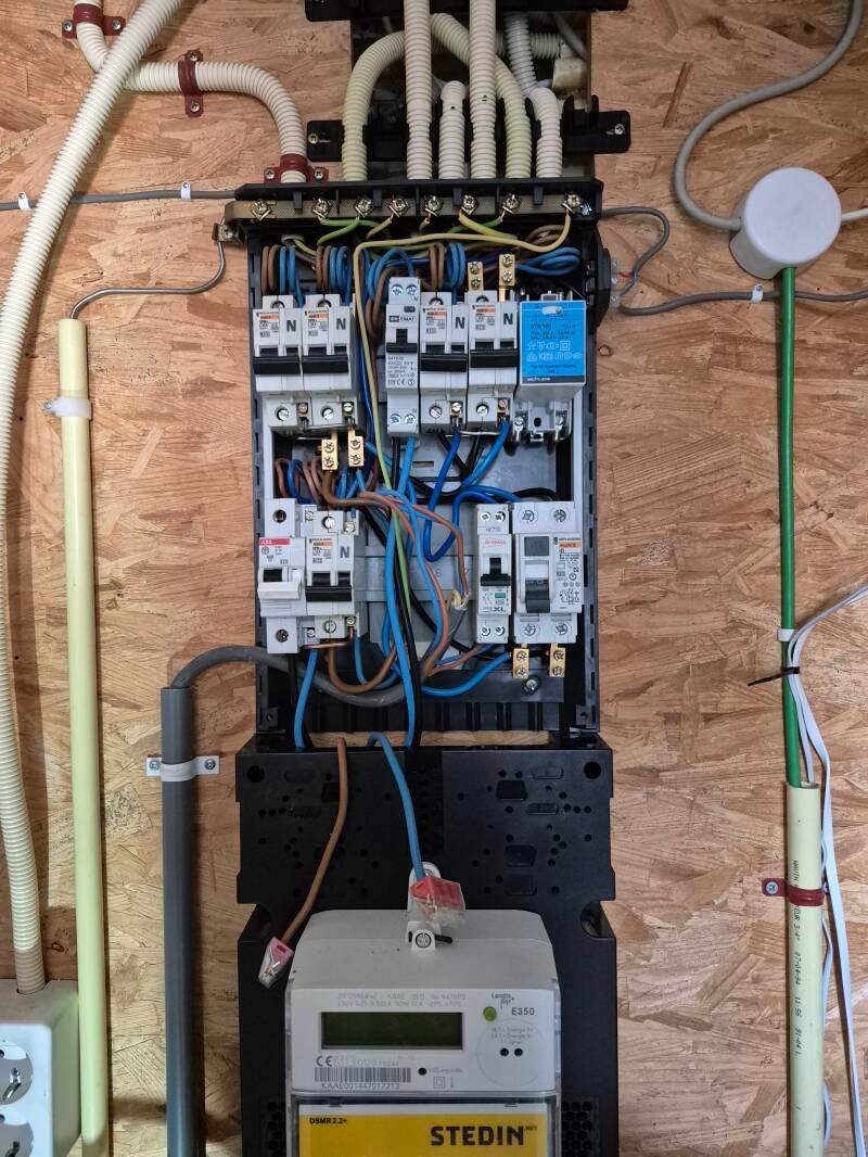 2-standard-ep8r1v.jpg