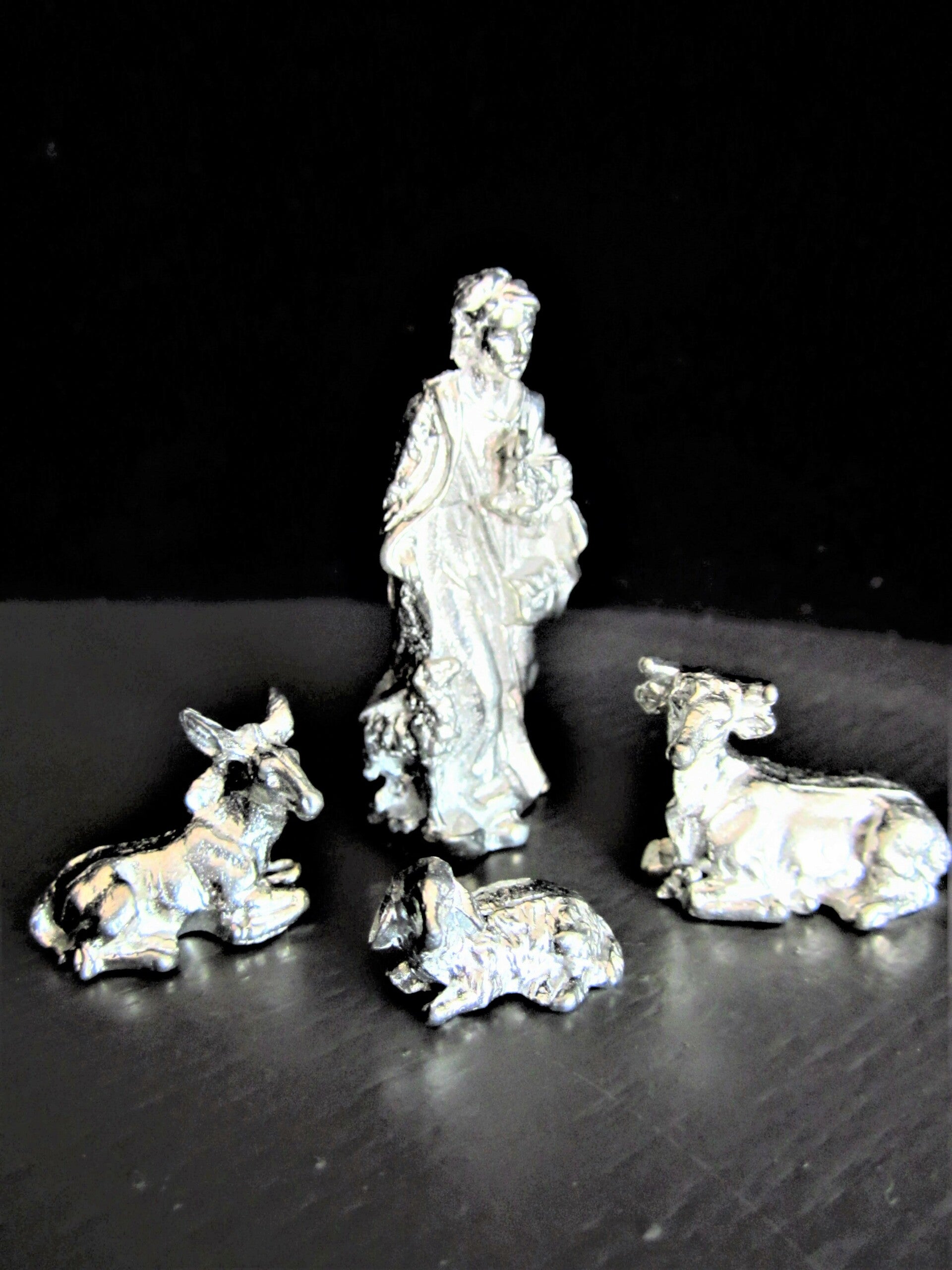 Kerststal figuren; Herder met os, ezel en lam