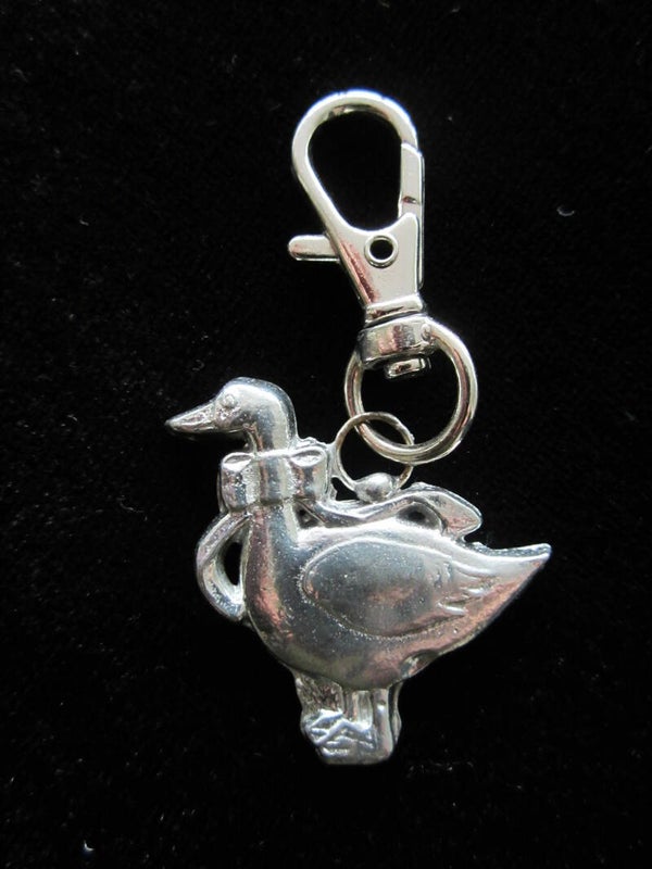 Sleutelhanger eend met strik