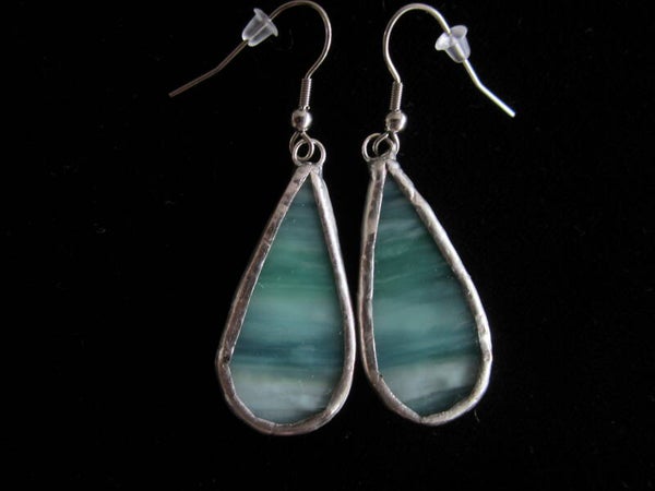 Oorhangers druppel groen