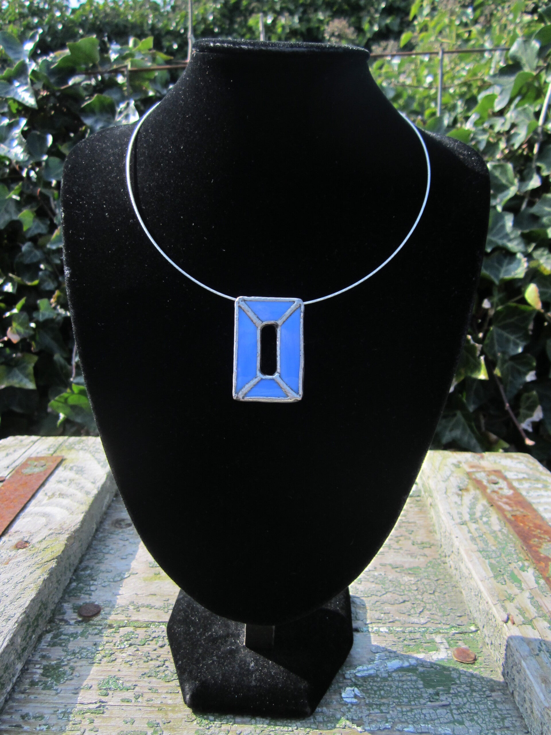 Hanger "Amy" lichtblauw glas