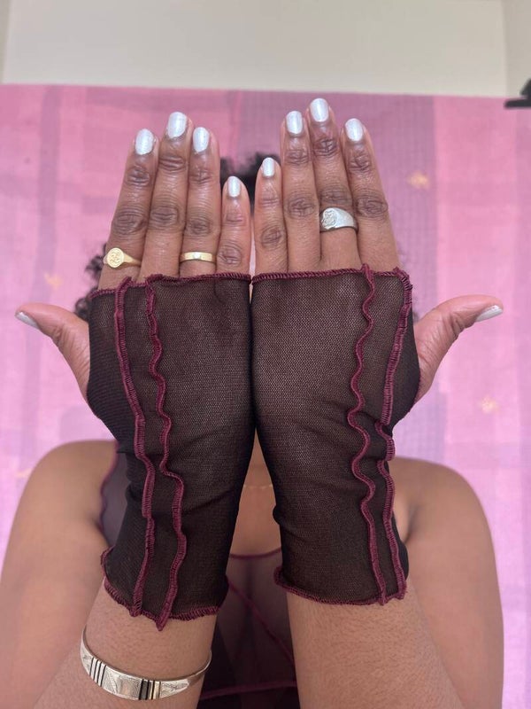 ONE SIZE - MESH GLOVES - Black