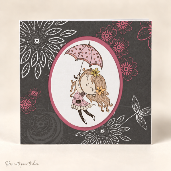 Carte artisanale fillette au parapluie – Rose et brun – 15 × 15 cm