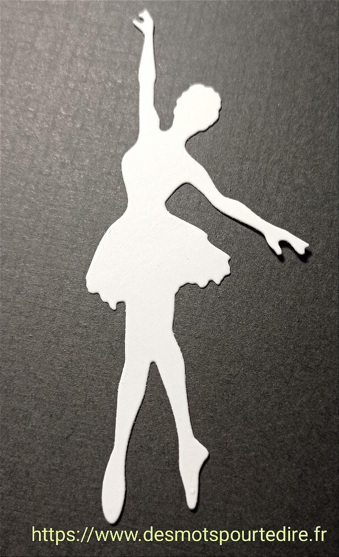 Découpe Embellissement scrapbooking "Danseuse" (Réf PE3)