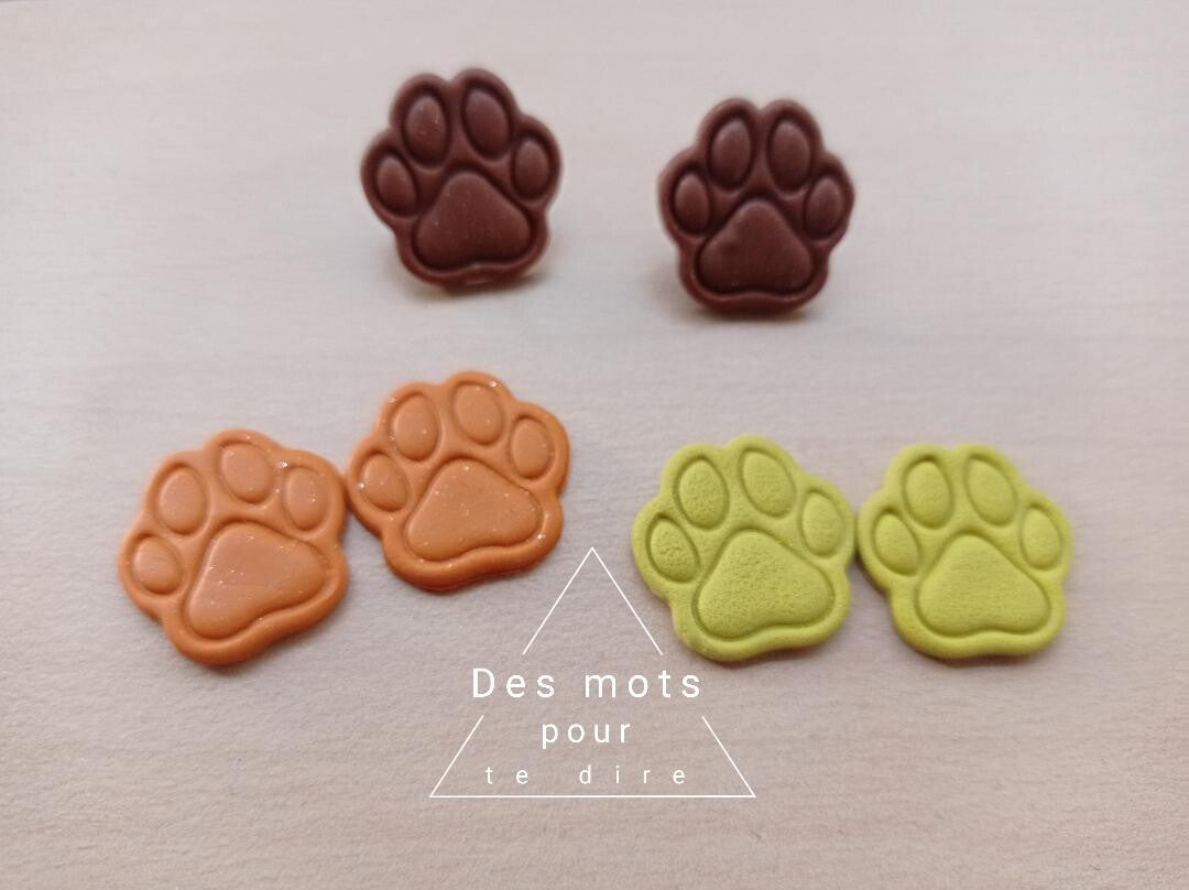 Boucles d'Oreilles en pâte polymère - Patte de chien -