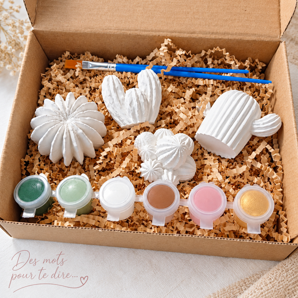 Kit créatif – 4 cactus en plâtre à peindre