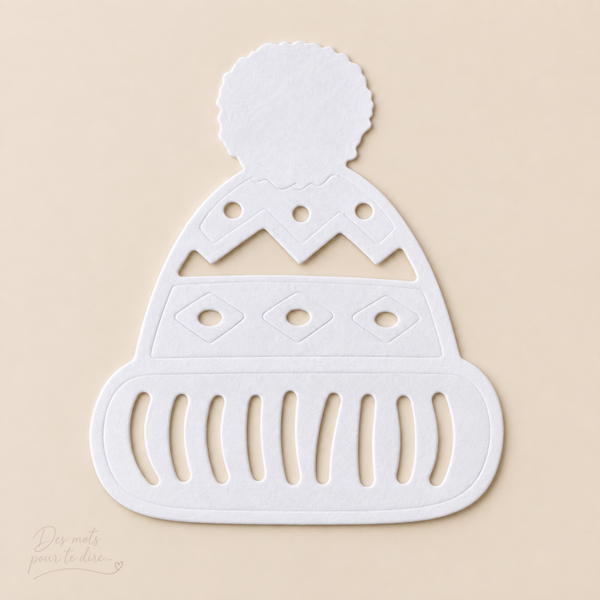 Découpe bonnet d’hiver avec pompon – Réf. N25