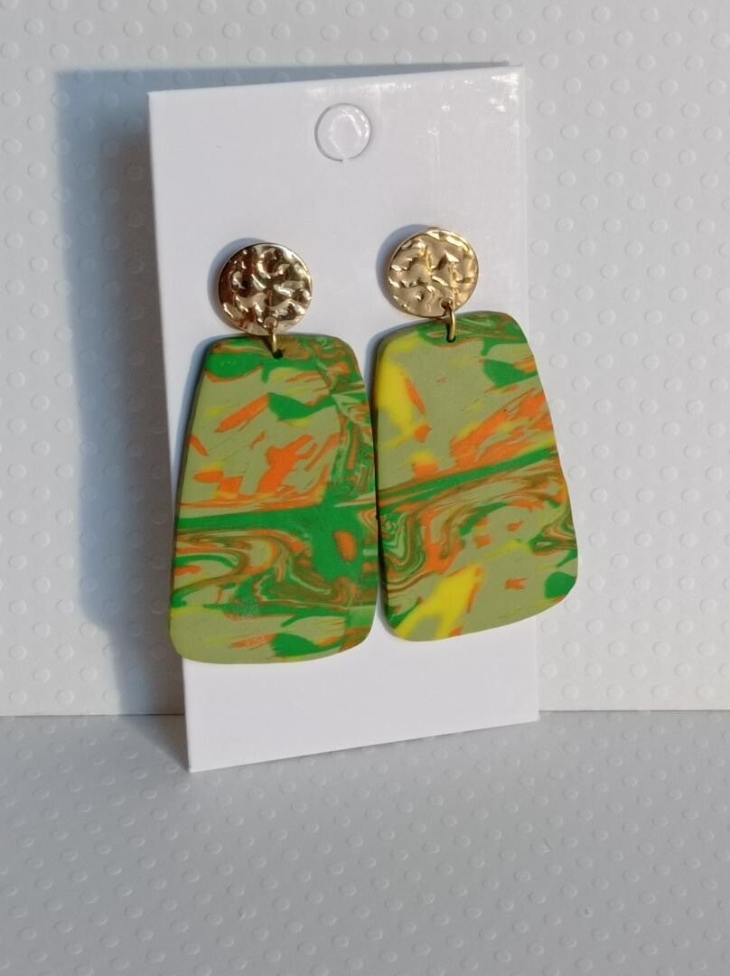 Boucles d'oreilles en métal et pâte polymère