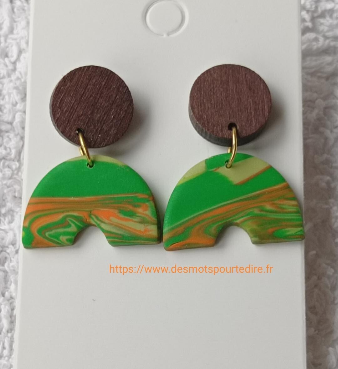 Boucles d'oreilles en bois et pâte polymère