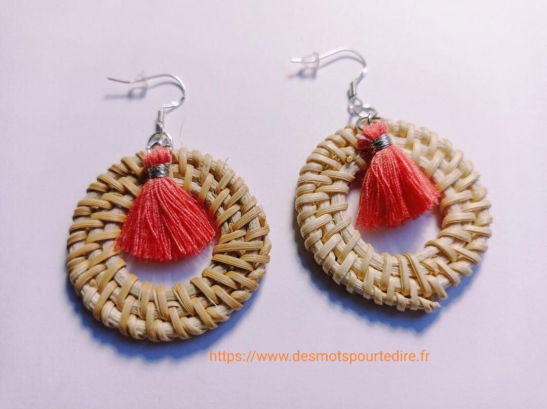 Boucles d'oreilles rondes en rotin