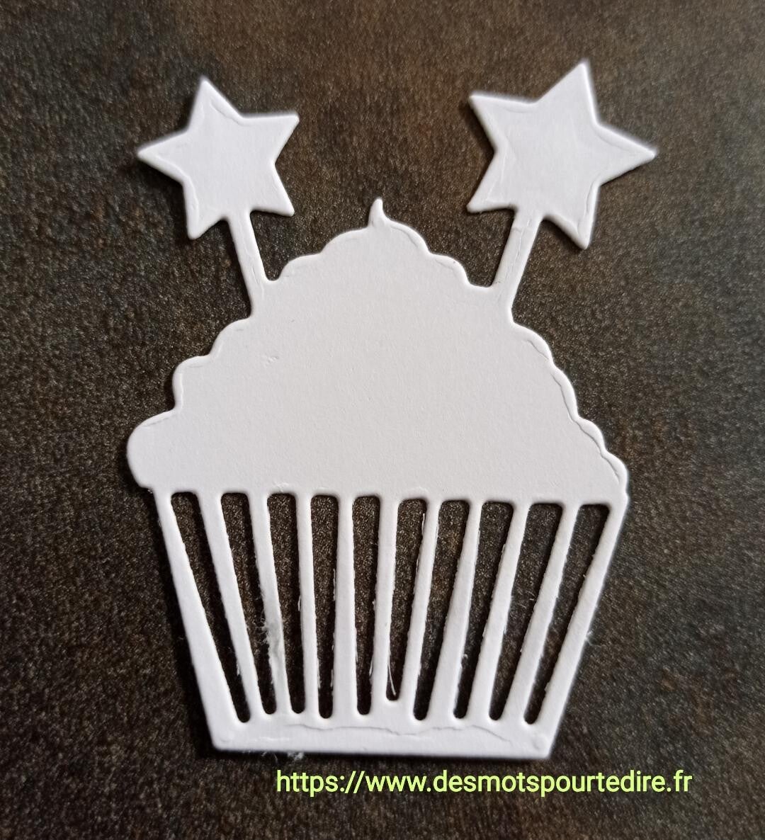 Découpe Embellissement "Cupcake" (Réf D18)