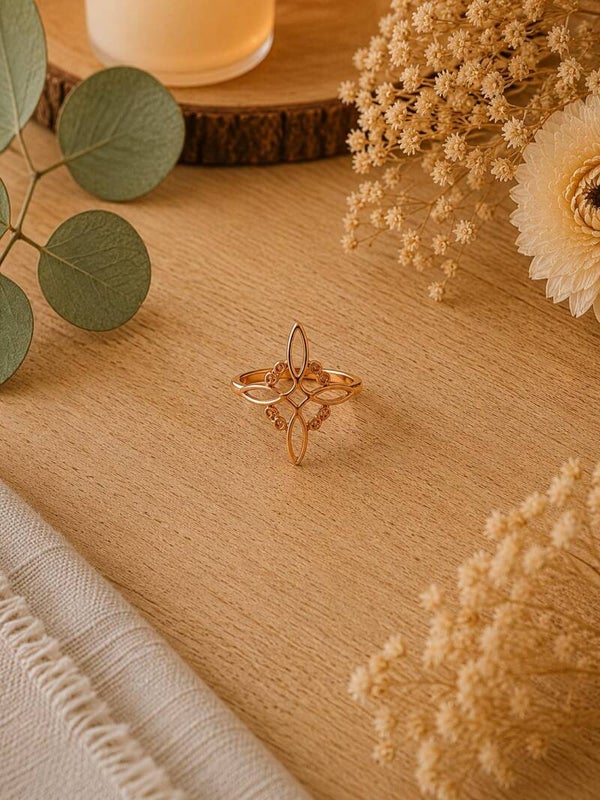 Anillo Nudo de Brujas Dorado Ajustable en Acero