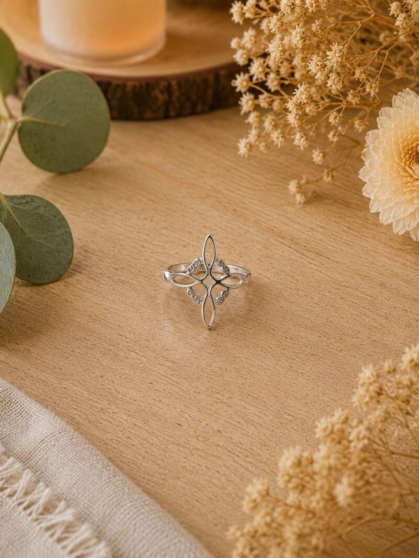 Anillo Nudo de Brujas ajustable Plateado en Acero