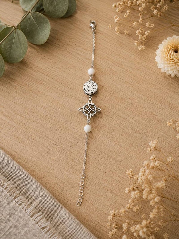 Pulsera de Acero Doble Protección con Piedra Luna, Nudo de Brujas y Pentagrama