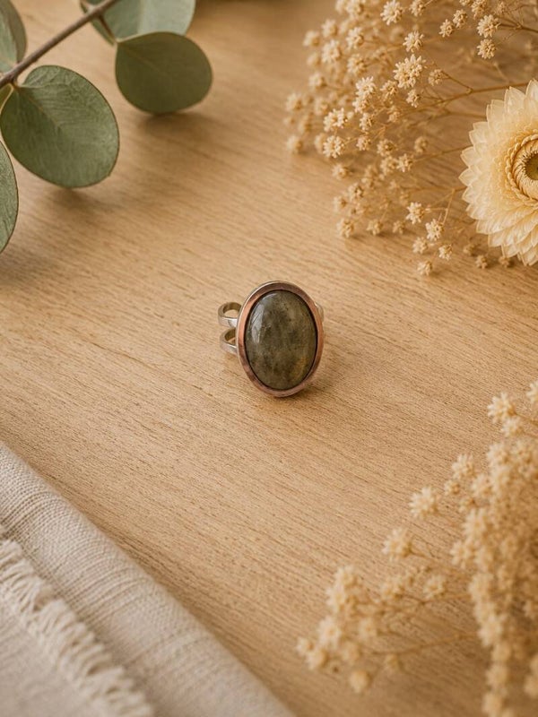 Anillo de Acero con Labradorita