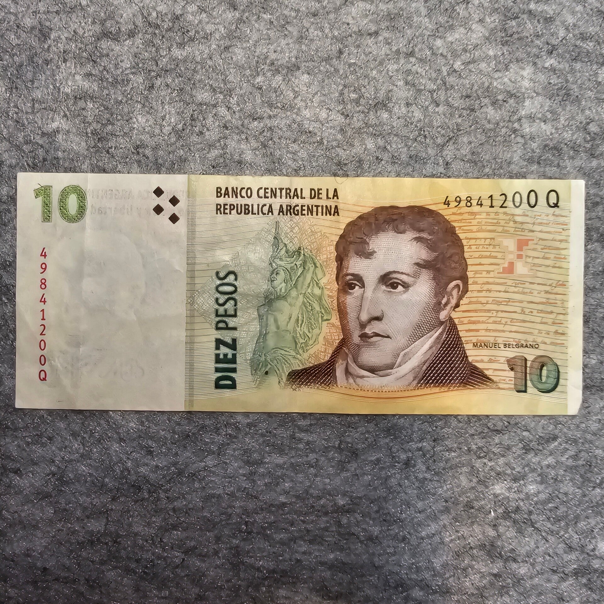 Argentine - n.d. (2014) - 10 pesos (série Q)