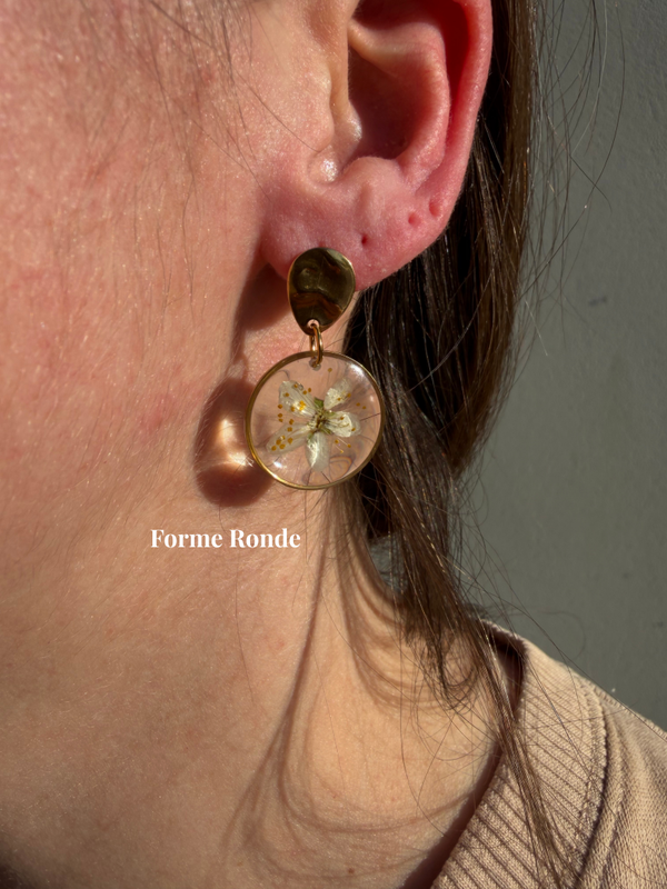 Boucles d'oreilles fleuries personnalisées