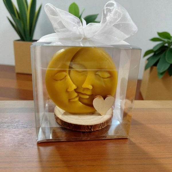 La confezione Sole Luna, in pura cera d'api.