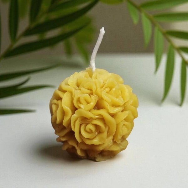 Candela a forma di rosellina, in pura cera d'api