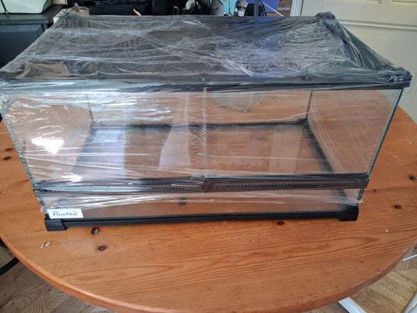 Nieuw‼️Pawhut terrarium 50Lx30Bx25H