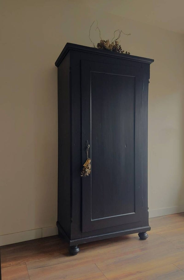 Landelijke klassieke kast, eendeurskast, Duitse kast legkast