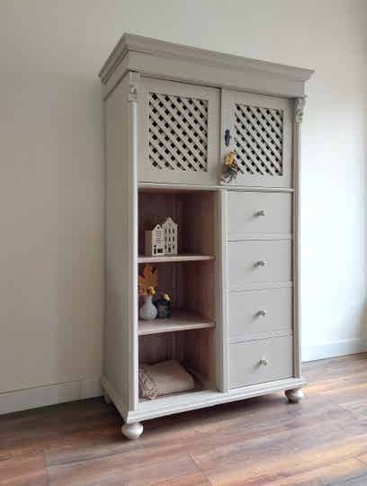 Landelijke klassieke kast, Franse kast, Mediterraans