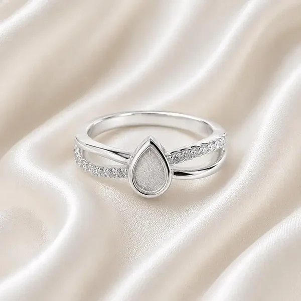 teardrop memory ring