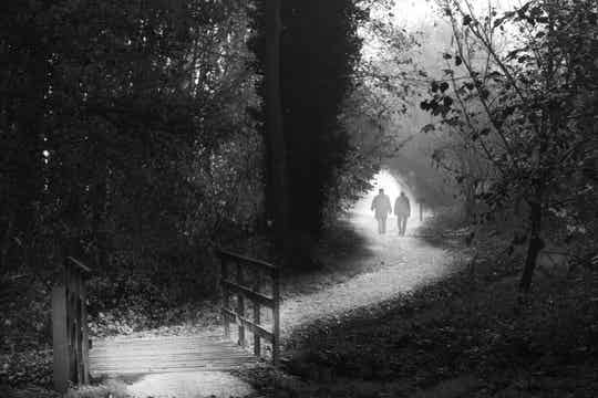 Couple in the mist - PH21 Contemporary Photography Gallery Budapest (Hungary)