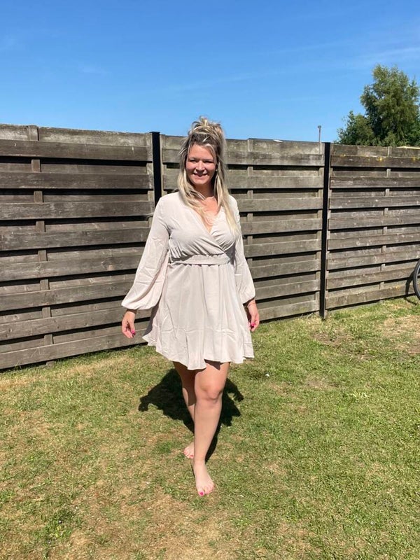 Chiffon jurkje beige