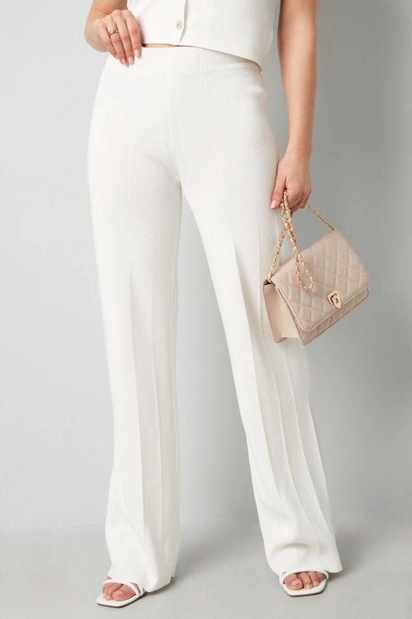 Comfy knitted pants off white