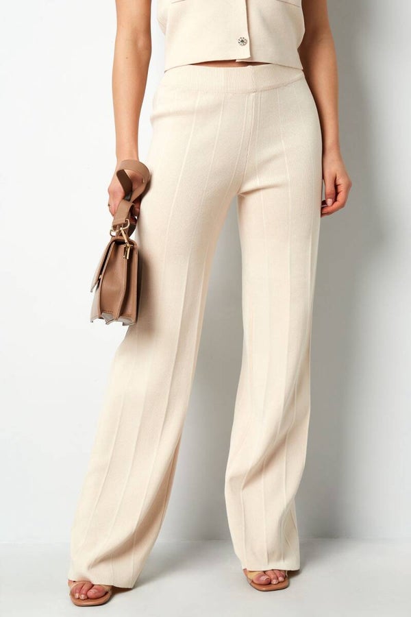 comfy knitted pants beige