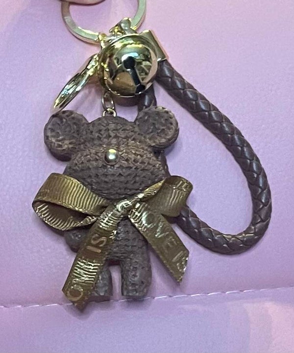 8043 Sleutelhanger beertje bruin