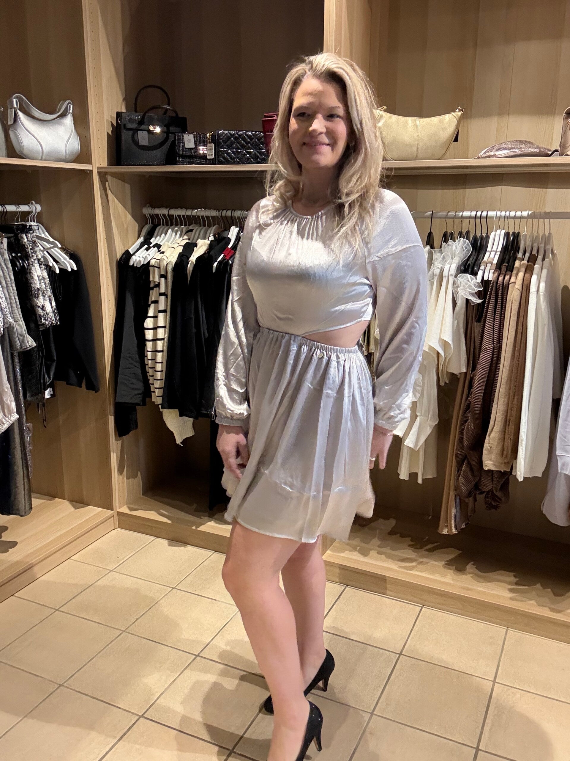 Dress zilver met rug decolleté